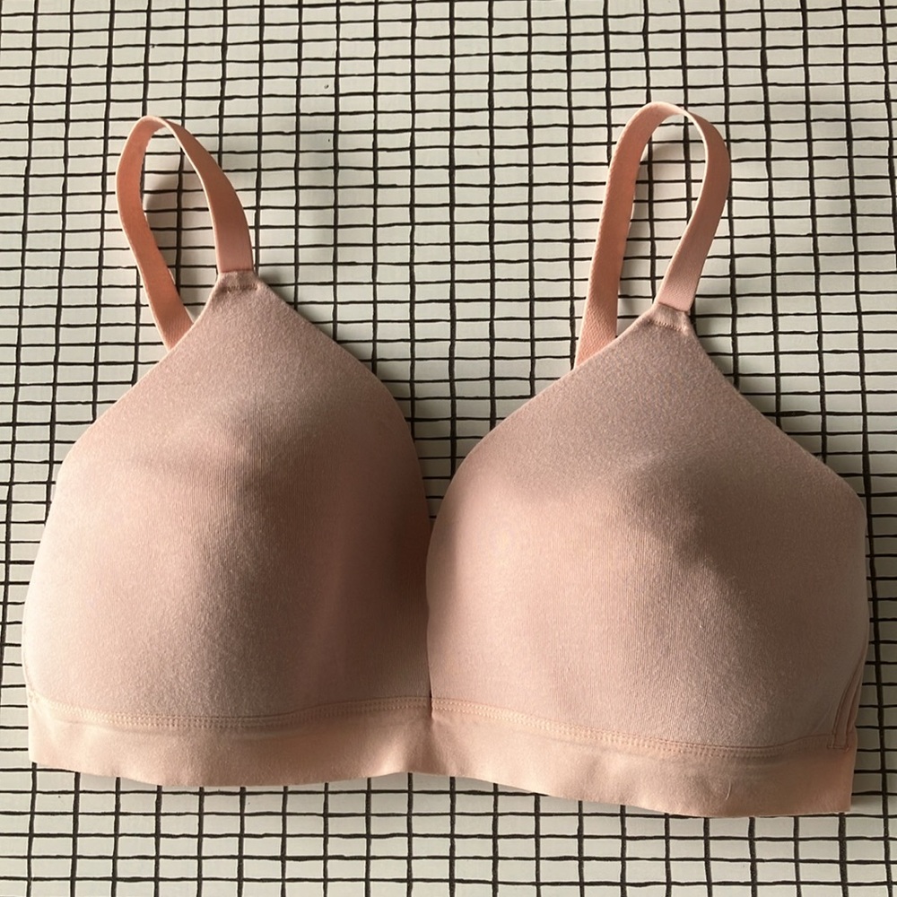 NWOT Auden Pink T-Shirt Bra with Molded Cups